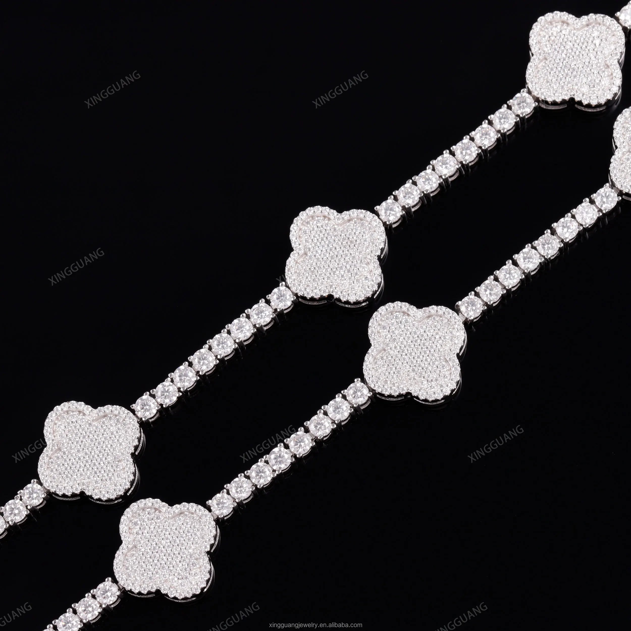 Silver 925 Micro VVS1 Moissanite Bracelet Brilliant Cut Flower Clover Design Tennis Bracelet Wedding Jewelry for Gifts Parties