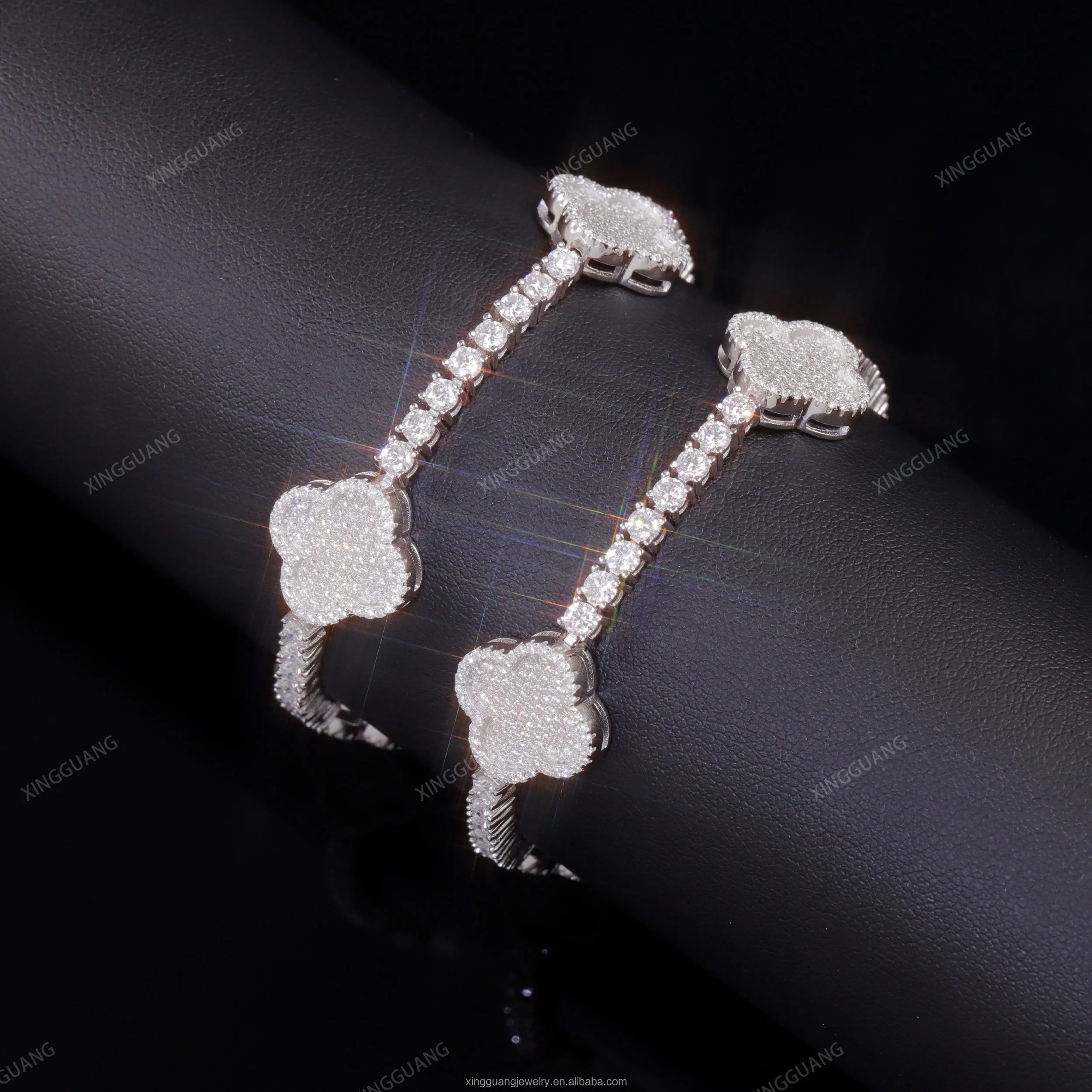 Silver 925 Micro VVS1 Moissanite Bracelet Brilliant Cut Flower Clover Design Tennis Bracelet Wedding Jewelry for Gifts Parties