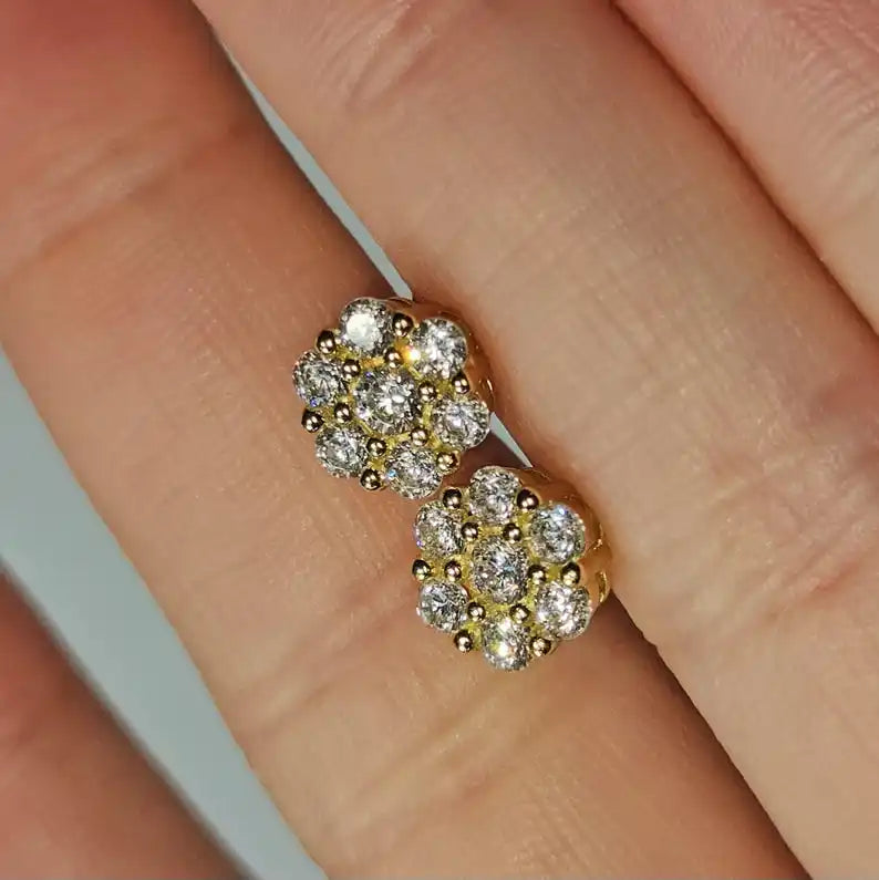 Moissanite Round Cut Diamond Flower Stud Earrings 925 Sterling Silver With Gold Plated Flower Stud For Wedding Parties Gift